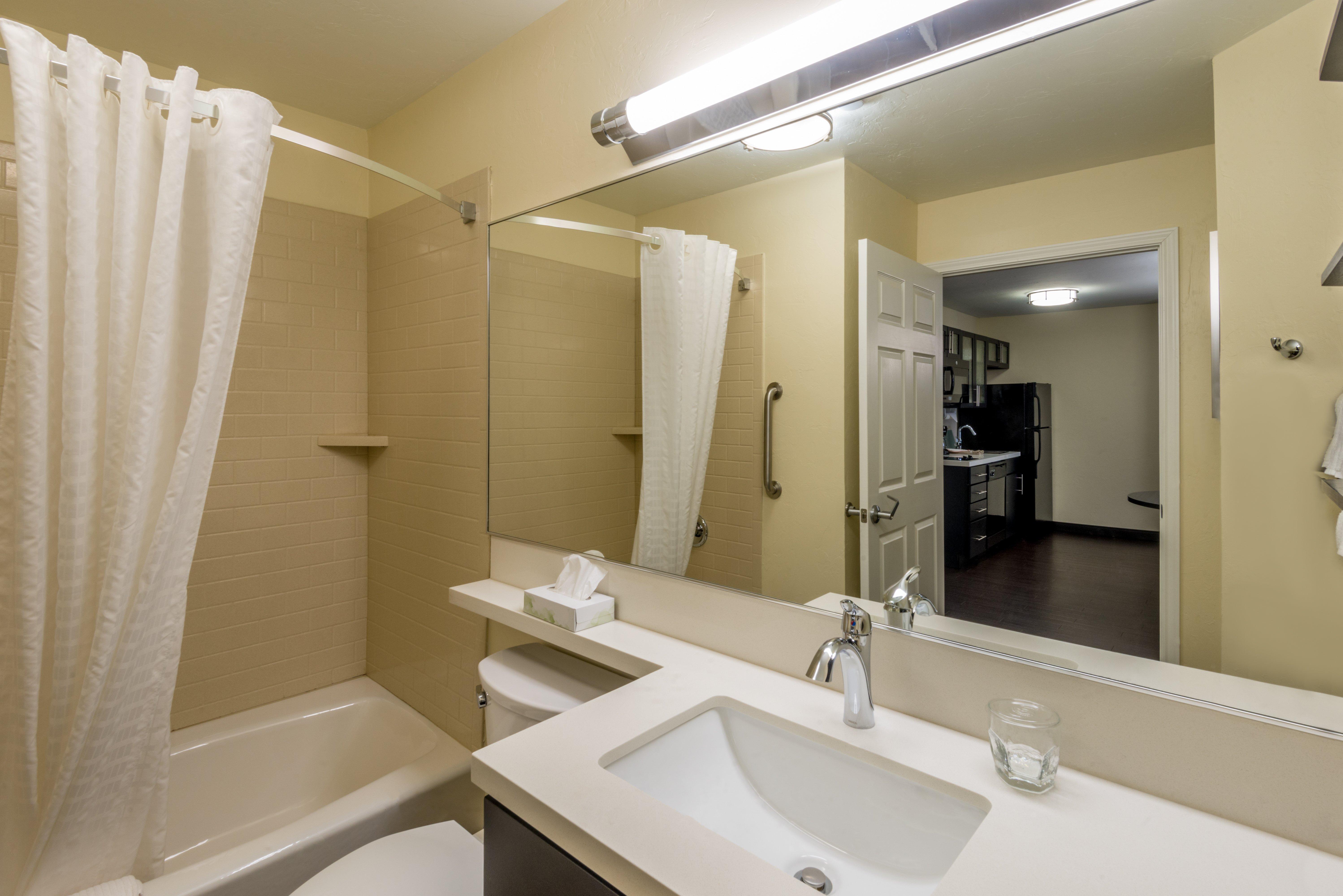 Candlewood Suites Del City By Ihg Zewnętrze zdjęcie